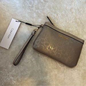 CALVIN KLEIN | Wristlet